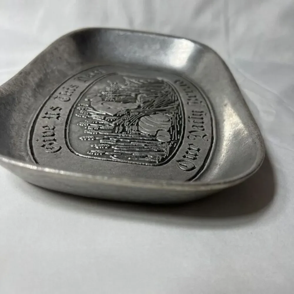 Wilton Columbia Bread Tray Plate Metalware Pewter‎ Give Us This Daily Bread